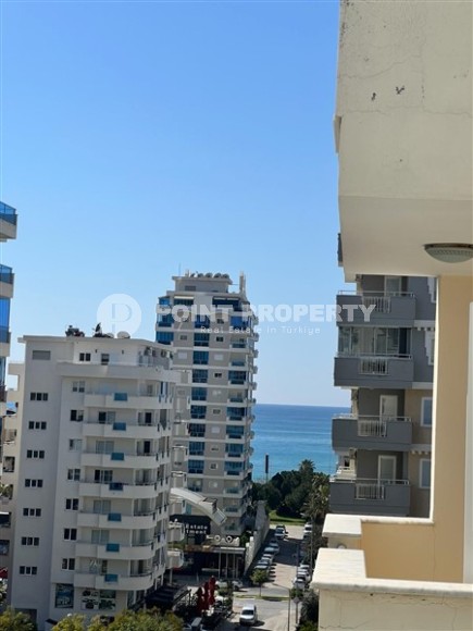 Panoramic apartment with city and mountain views 250 meters from the sea, in the center of Mahmutlar-id-7422-photo-14