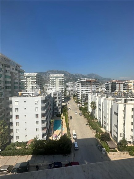 Panoramic apartment with city and mountain views 250 meters from the sea, in the center of Mahmutlar-id-7422-photo-15