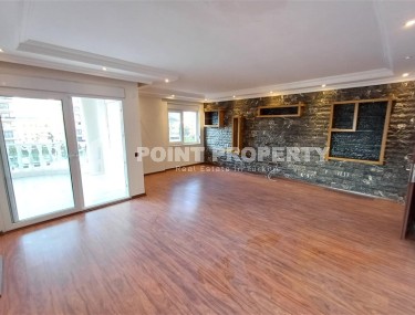 Duplex apartment 4+1, with a total area of 220 m2, on the 5th floor with an attic in a complex built in 2006-id-7423-photo-3