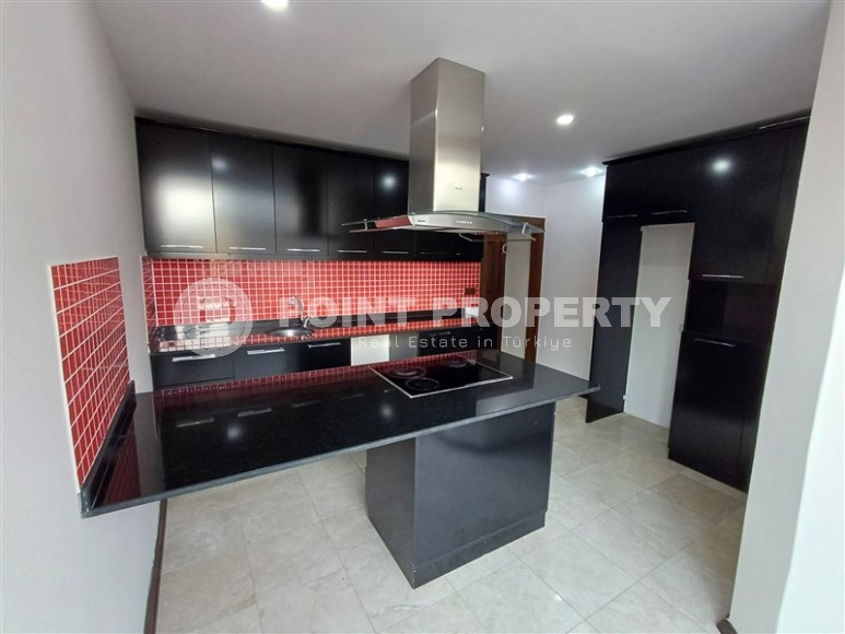 Duplex apartment 4+1, with a total area of 220 m2, on the 5th floor with an attic in a complex built in 2006-id-7423-photo-4