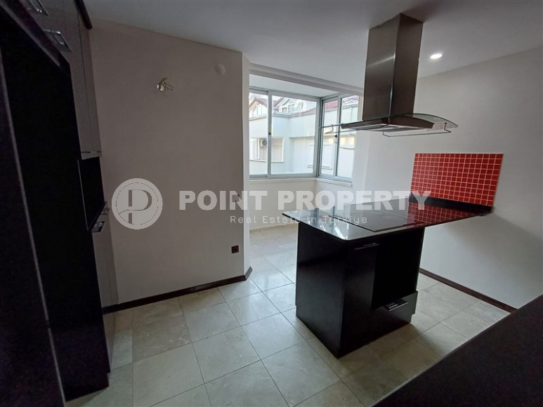 Duplex apartment 4+1, with a total area of 220 m2, on the 5th floor with an attic in a complex built in 2006-id-7423-photo-5