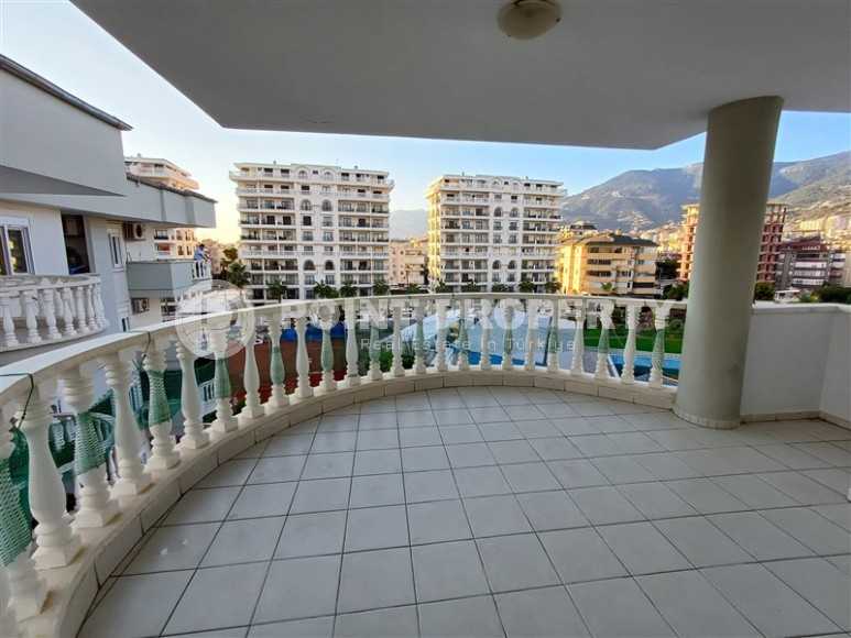 Duplex apartment 4+1, with a total area of 220 m2, on the 5th floor with an attic in a complex built in 2006-id-7423-photo-15