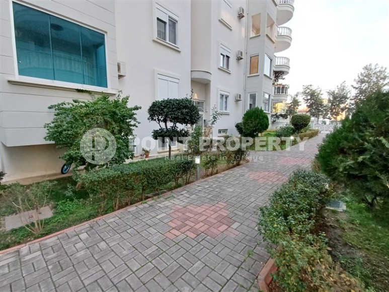 Duplex apartment 4+1, with a total area of 220 m2, on the 5th floor with an attic in a complex built in 2006-id-7423-photo-19