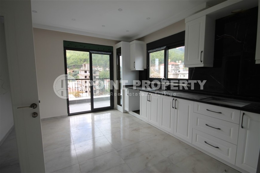 New apartment with fine finishing four kilometers from the sea, in a green, environmentally friendly area of Alanya - Ciplakli-id-7430-photo-5