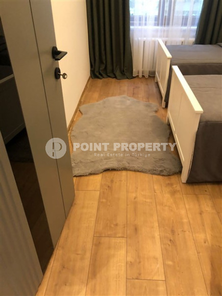 Designer three-bedroom apartment, 120m², on the Alanya Peninsula, in the fortress, in the center of Alanya-id-1573-photo-10