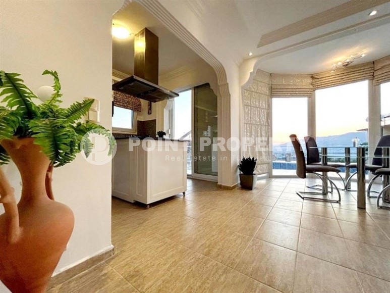 Detached two-storey villa with a swimming pool and a garden, in a prestigious area of Alanya - Kestel-id-7434-photo-3