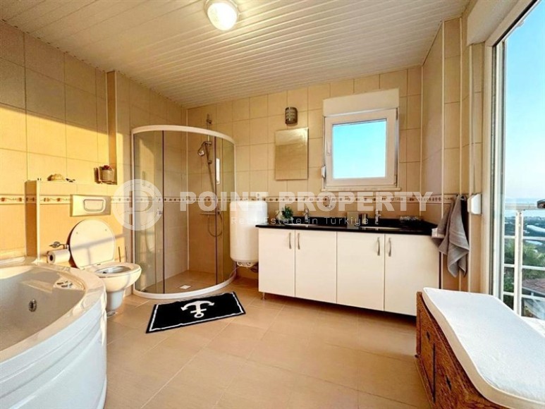 Detached two-storey villa with a swimming pool and a garden, in a prestigious area of Alanya - Kestel-id-7434-photo-15