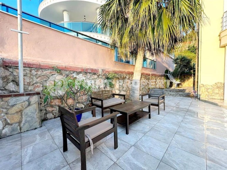 Detached two-storey villa with a swimming pool and a garden, in a prestigious area of Alanya - Kestel-id-7434-photo-23