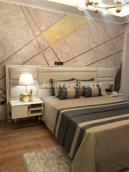 Designer three-bedroom apartment, 120m², on the Alanya Peninsula, in the fortress, in the center of Alanya-id-1573-photo-13