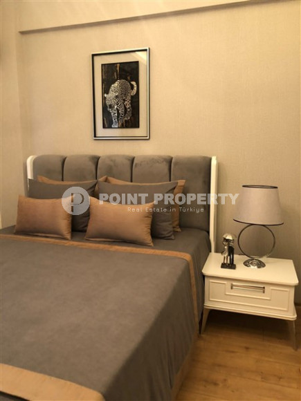 Designer three-bedroom apartment, 120m², on the Alanya Peninsula, in the fortress, in the center of Alanya-id-1573-photo-19