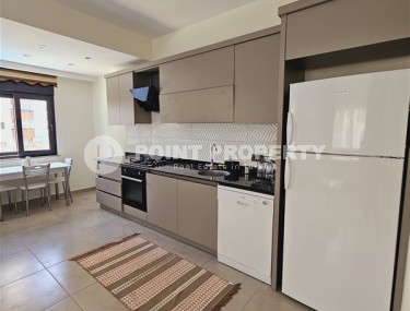 Ready-to-move-in apartment with furniture and household appliances, in a modern area of Alanya - Mahmutlar-id-7439-photo-3