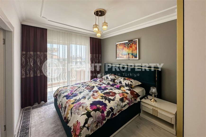 Просторная квартира с современным дизайном, комфортабельной мебелью и всей необходимой бытовой техникой, в центре района Тосмур-id-7440-фото-6