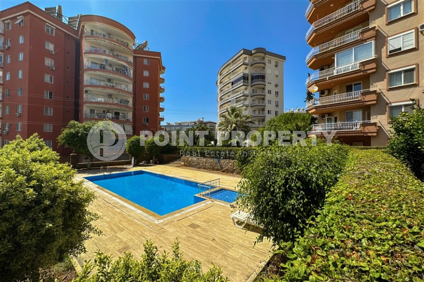 Просторная квартира с современным дизайном, комфортабельной мебелью и всей необходимой бытовой техникой, в центре района Тосмур-id-7440-фото-16