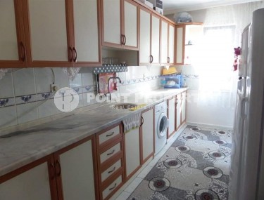 Furnished apartment 2+1 250 meters from the sea, in the center of the popular area of Alanya - Mahmutlar-id-7444-photo-4
