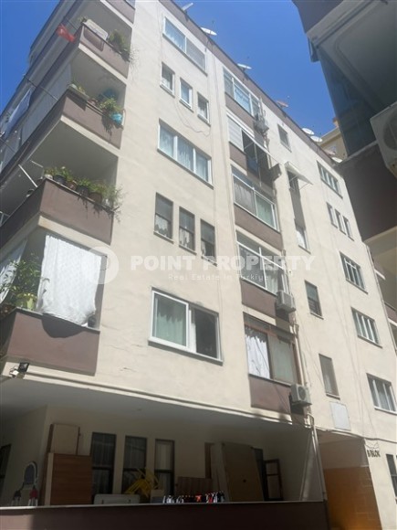 Furnished apartment 2+1 250 meters from the sea, in the center of the popular area of Alanya - Mahmutlar-id-7444-photo-10