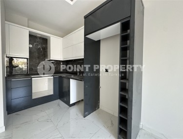 Небольшая квартира с чистовой отделкой в современном жилом комплексе, построенном в 2022 году-id-7446-фото-4