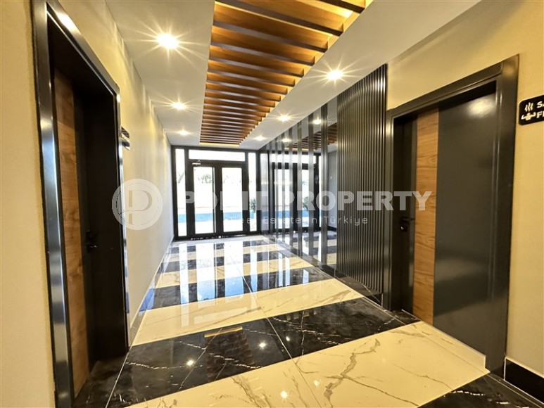 Небольшая квартира с чистовой отделкой в современном жилом комплексе, построенном в 2022 году-id-7446-фото-12