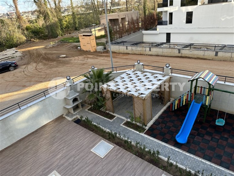 Небольшая квартира с чистовой отделкой в современном жилом комплексе, построенном в 2022 году-id-7446-фото-13