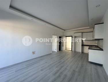 Small new apartment with fine finishing, on the 1st floor in a residence commissioned in 2024-id-7449-photo-2