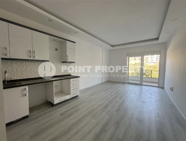 Small new apartment with fine finishing, on the 1st floor in a residence commissioned in 2024-id-7449-photo-3