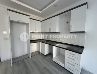Small new apartment with fine finishing, on the 1st floor in a residence commissioned in 2024-id-7449-photo-4