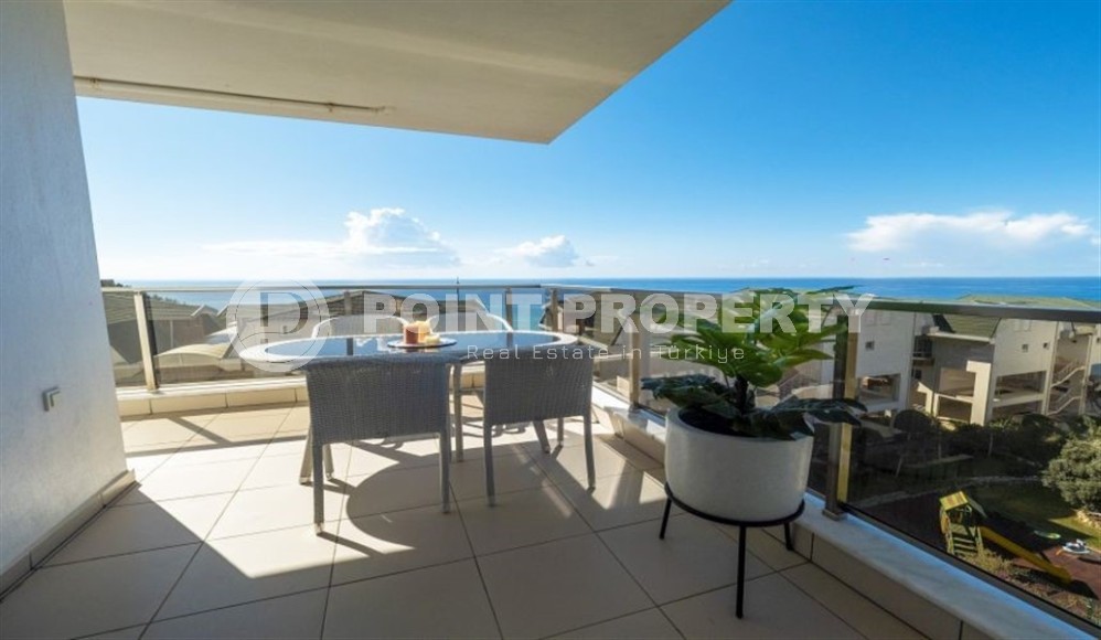 Панорамная двухуровневая квартира с видом на море на 3-м этаже с мансардой, в 500 метрах от пляжа и набережной-id-7454-фото-15