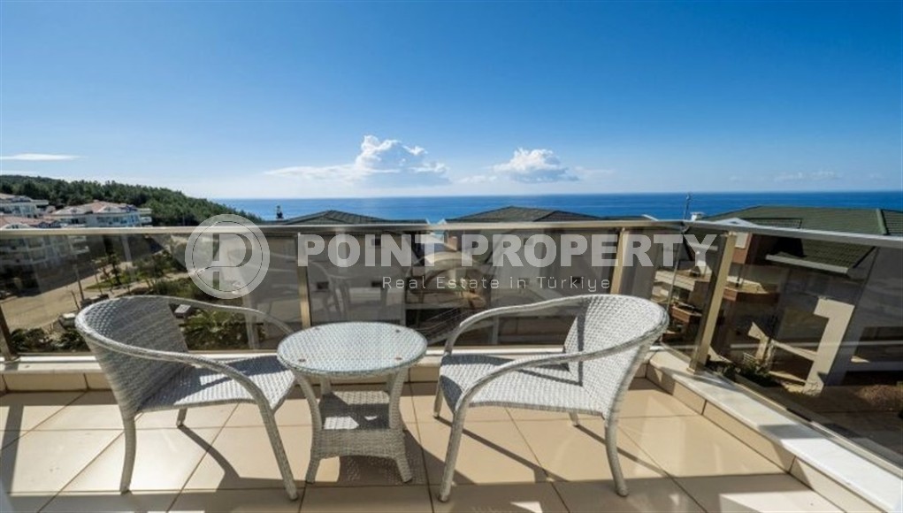 Панорамная двухуровневая квартира с видом на море на 3-м этаже с мансардой, в 500 метрах от пляжа и набережной-id-7454-фото-16