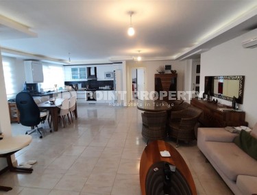 Большая двухуровневая квартира 4+1, общей площадью 240 м2, на 5-м этаже в мансардой в жилом комплексе с богатой внутренней инфраструктурой-id-7459-фото-4