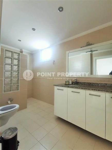 Панорамная квартира с большой открытой террасой, в 550 метрах от пляжа и набережной-id-7463-фото-12