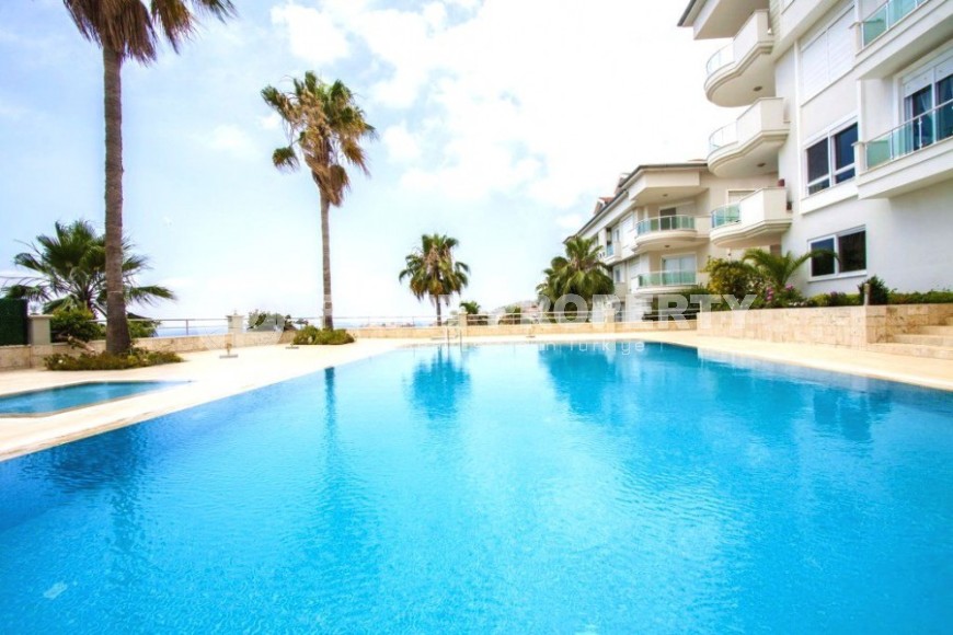 Панорамная квартира с большой открытой террасой, в 550 метрах от пляжа и набережной-id-7463-фото-19