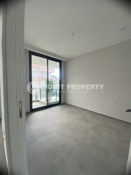 Two-room apartment 60 m2 in a residence under construction 150 meters from Cleopatra Beach, Alanya center-id-3925-photo-6