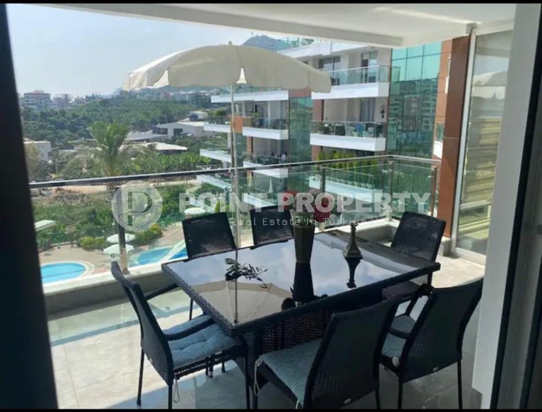 Ready-to-move-in apartment with furniture and household appliances, on the 4th floor in a residential complex with hotel infrastructure-id-7468-photo-9