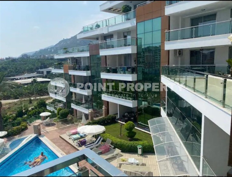 Ready-to-move-in apartment with furniture and household appliances, on the 4th floor in a residential complex with hotel infrastructure-id-7468-photo-10