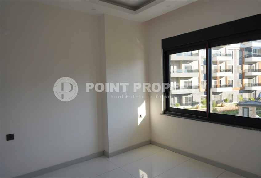 Небольшая квартира с качественной чистовой отделкой, на 1-м этаже в современном жилом комплексе с инфраструктурой «город в городе»-id-7473-фото-4