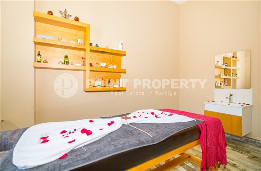 Furnished one bedroom apartment, 55m², in a luxury complex in Mahmutlar, Alanya-id-1576-photo-13