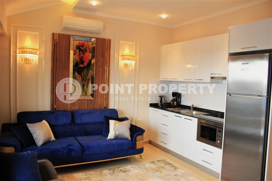 Stylish two-level apartment with designer renovation 800 meters from the sea, in a quiet area of Alanya - Cikcilli-id-7478-photo-8