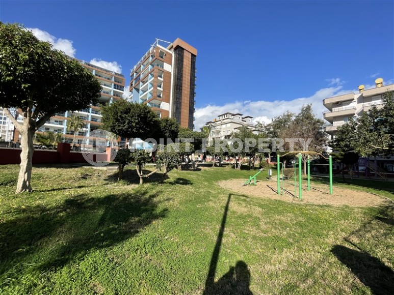 Stylish two-level apartment with designer renovation 800 meters from the sea, in a quiet area of Alanya - Cikcilli-id-7478-photo-25