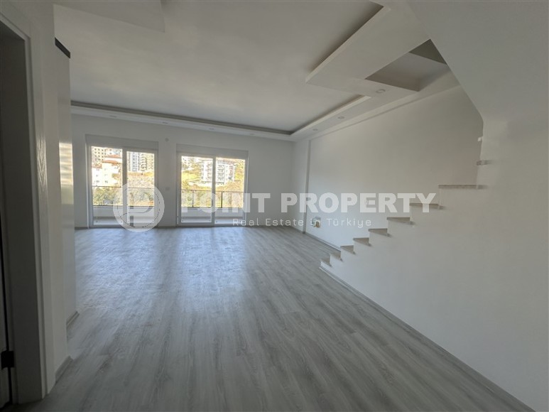 Новая двухуровневая квартира 2+1 с чистовой отделкой, в перспективном районе Аланьи - Верхняя Оба-id-7479-фото-3