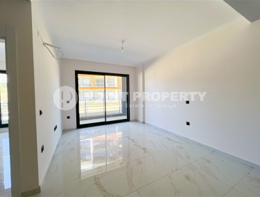 Новая квартира с качественной чистовой отделкой, на 1-м этаже в жилом комплексе с отельной инфраструктурой, построенном в 2022 году-id-7488-фото-2