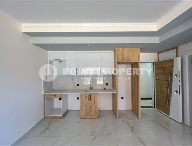 Новая квартира с качественной чистовой отделкой, на 1-м этаже в жилом комплексе с отельной инфраструктурой, построенном в 2022 году-id-7488-фото-3