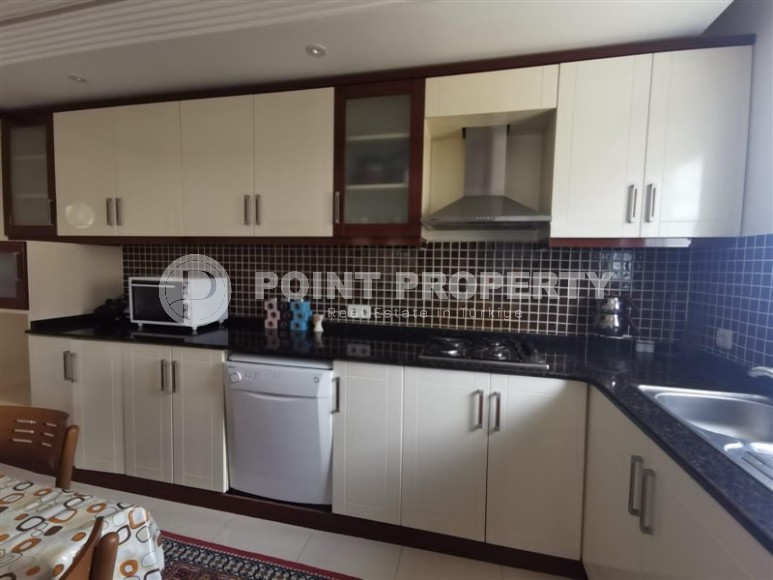 Благоустроенная квартира с мебелью и бытовой техникой в 900 метрах от моря, в живописном районе Аланьи - Нижняя Оба-id-7490-фото-3