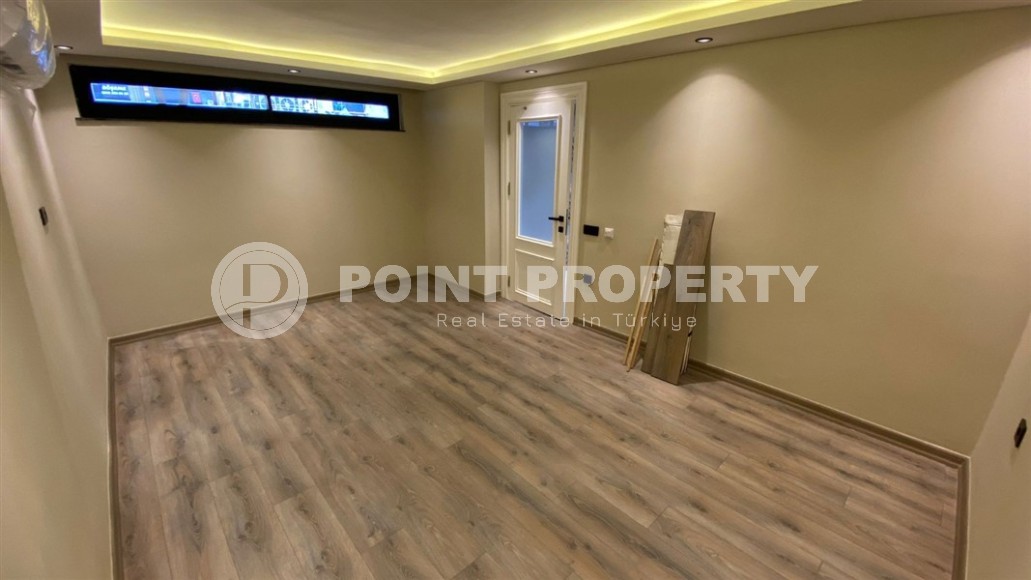 Двухуровневая квартира с качественной чистовой отделкой и полным набором бытовой техники, в 600 метрах от моря-id-7492-фото-7