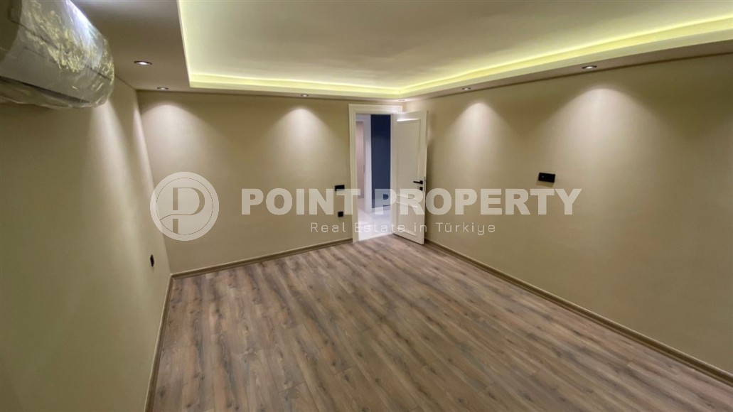 Двухуровневая квартира с качественной чистовой отделкой и полным набором бытовой техники, в 600 метрах от моря-id-7492-фото-10