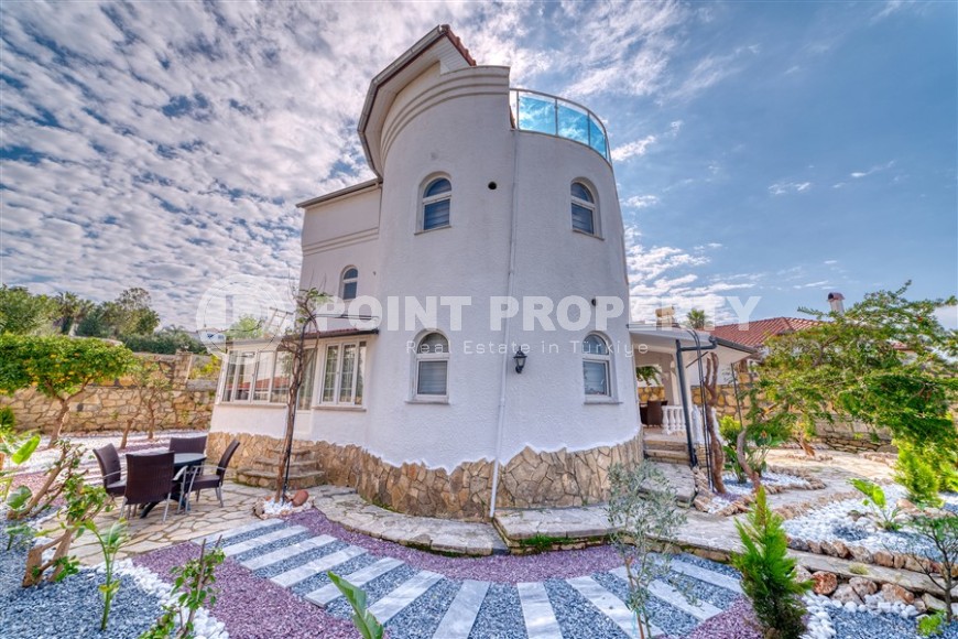 Атмосферная 3-этажная вилла с бассейном и цитрусовым садом, в зеленом, экологически чистом районе Аланьи - Тюрклер-id-7494-фото-2