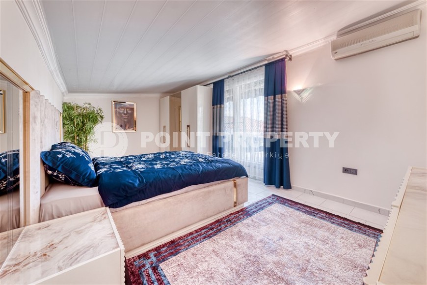 Атмосферная 3-этажная вилла с бассейном и цитрусовым садом, в зеленом, экологически чистом районе Аланьи - Тюрклер-id-7494-фото-11