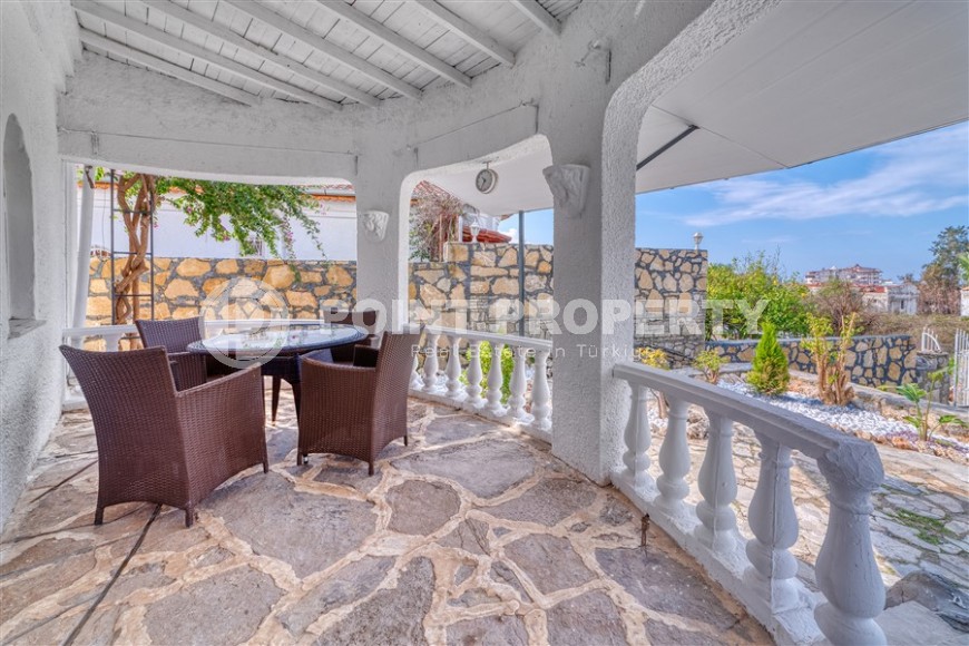 Атмосферная 3-этажная вилла с бассейном и цитрусовым садом, в зеленом, экологически чистом районе Аланьи - Тюрклер-id-7494-фото-18