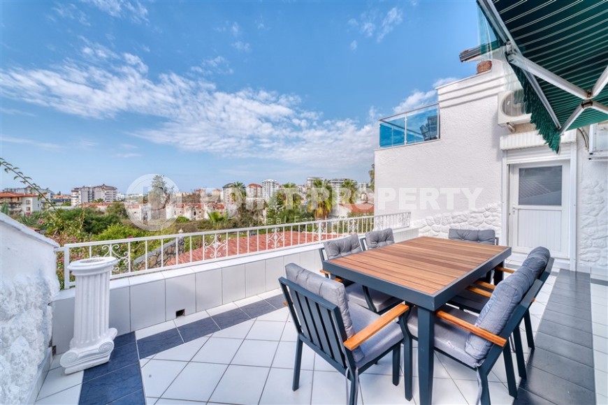 Атмосферная 3-этажная вилла с бассейном и цитрусовым садом, в зеленом, экологически чистом районе Аланьи - Тюрклер-id-7494-фото-19