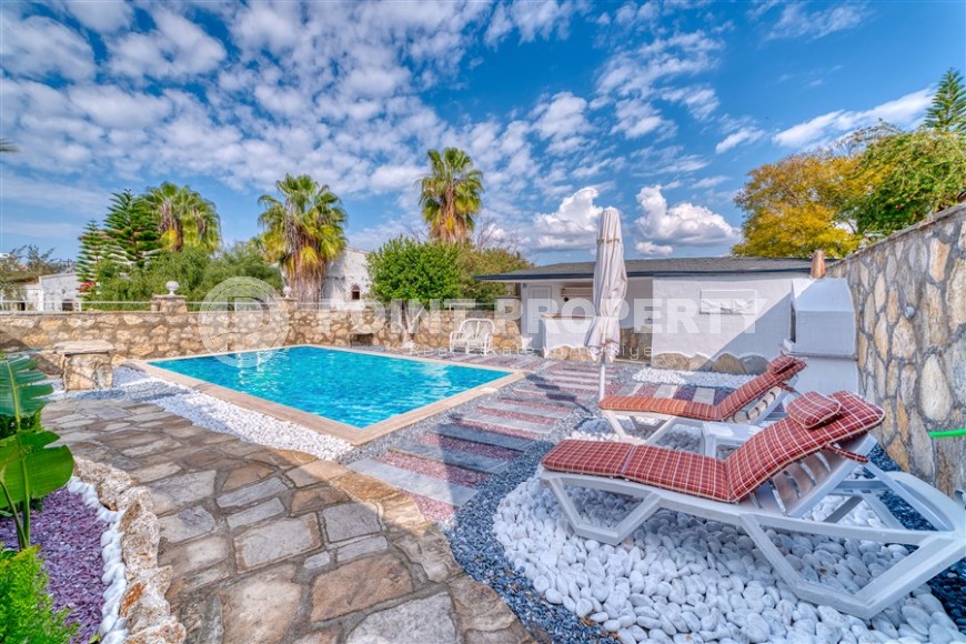 Атмосферная 3-этажная вилла с бассейном и цитрусовым садом, в зеленом, экологически чистом районе Аланьи - Тюрклер-id-7494-фото-23