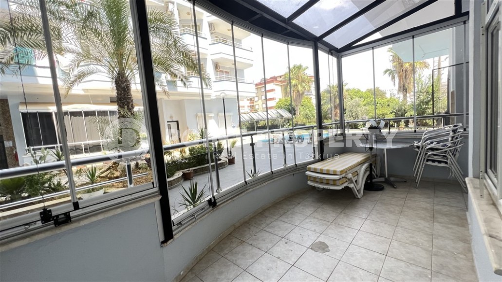 Доступная по цене квартира с мебелью и бытовой техникой в 250 метрах от моря, в центре района Оба-id-7496-фото-7