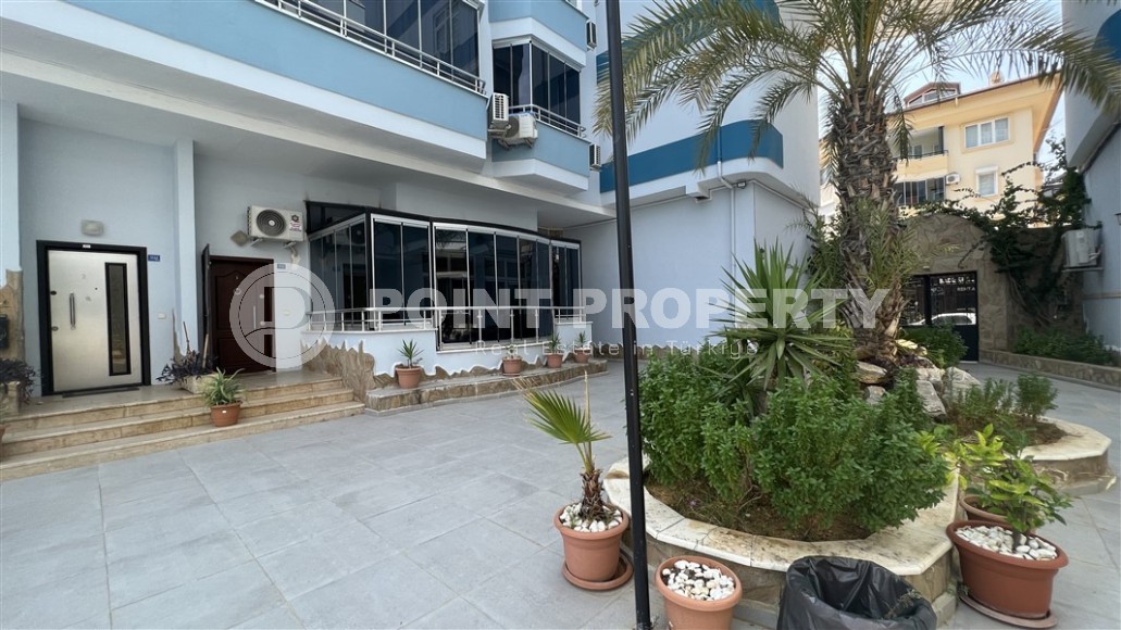 Доступная по цене квартира с мебелью и бытовой техникой в 250 метрах от моря, в центре района Оба-id-7496-фото-10